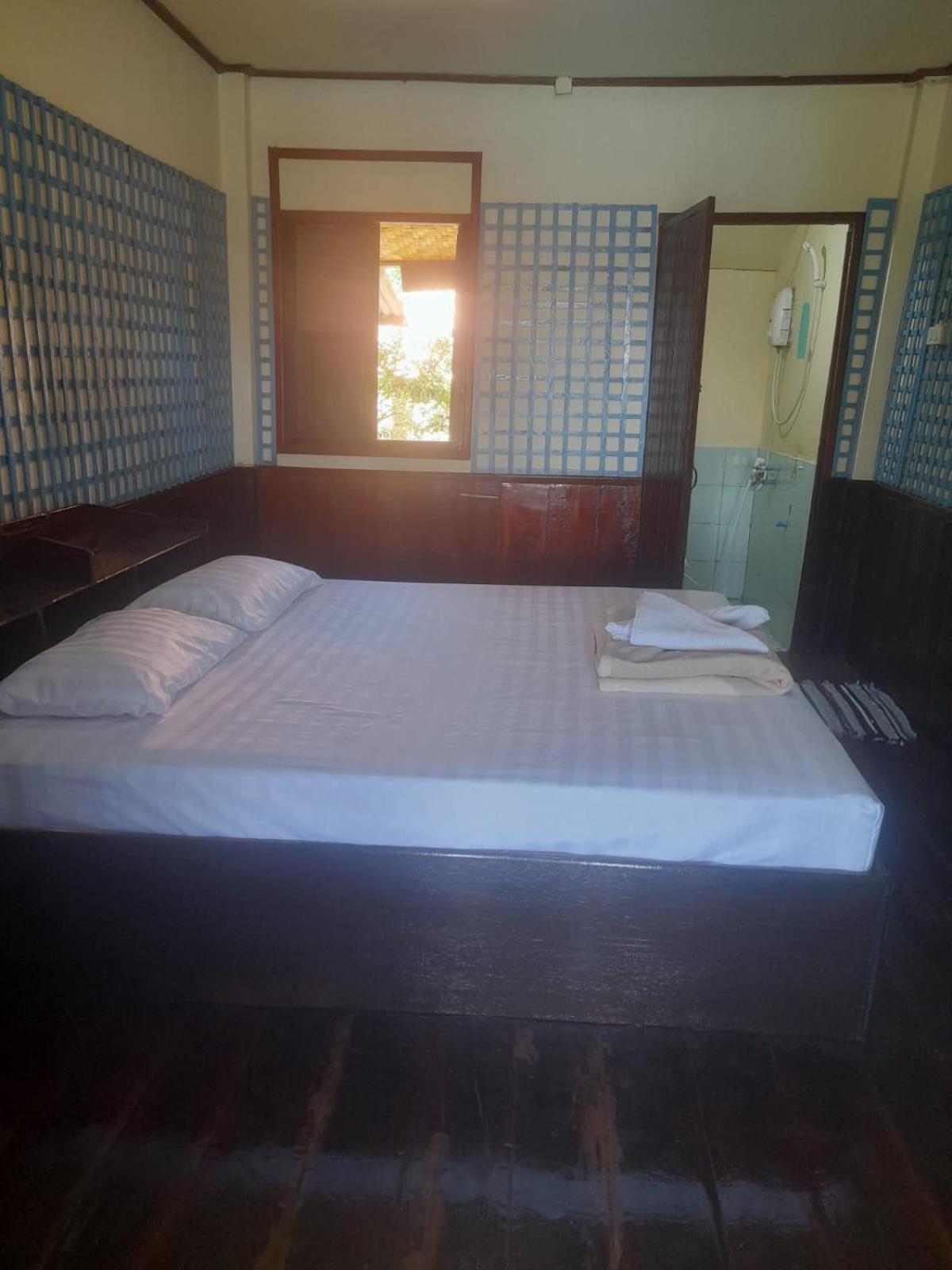 Friendship Guest House Ban Dondét Exterior foto